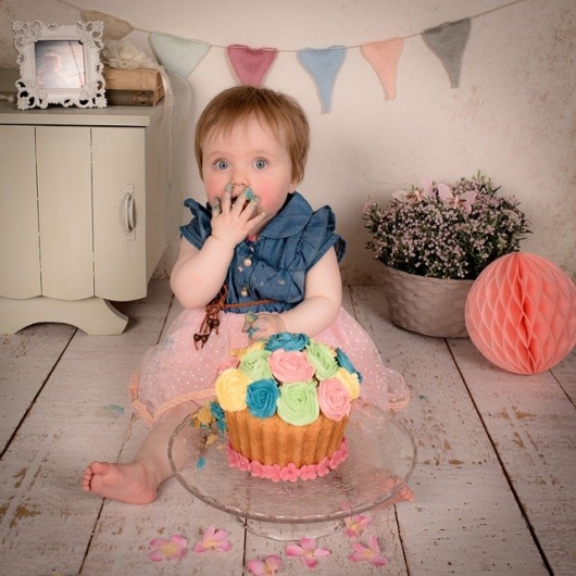 1歳誕生日バースデーお祝いのしかたスマッシュケーキ